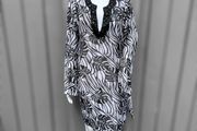 Pre Owned Primark Monochrome Tropical Leaf Print Beach Cover-Up