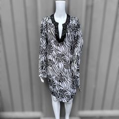 Pre Owned Primark Monochrome Tropical Leaf Print Beach Cover-Up