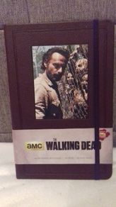 The walking dead dairy bran new
