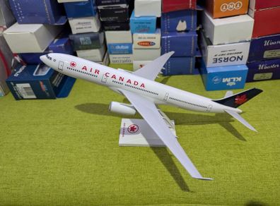 Air Canada 1:200 scale model airplane, Airbus A330 aircraft, made by Skymarks
