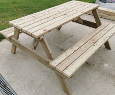 picnic bench