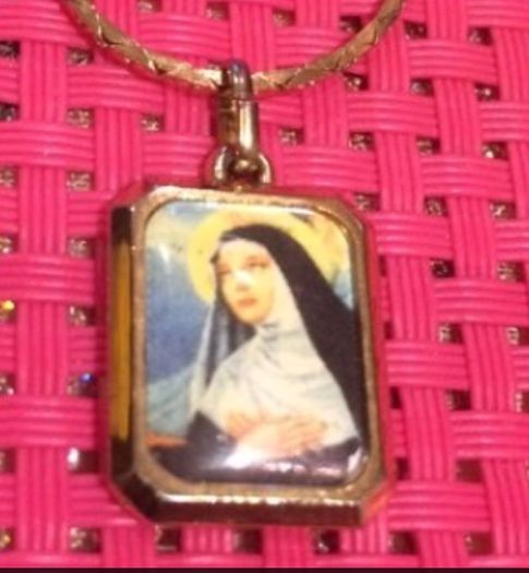 Gold Necklace Religious Pendant