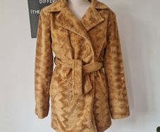 Vintage 1980s 1990s chenille teddy camel colour coat M L glamorous special occasion