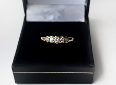 9ct Yellow Gold Five-Stone CZ Ring