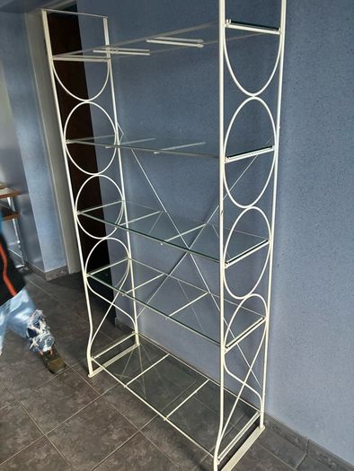 free standing shelves