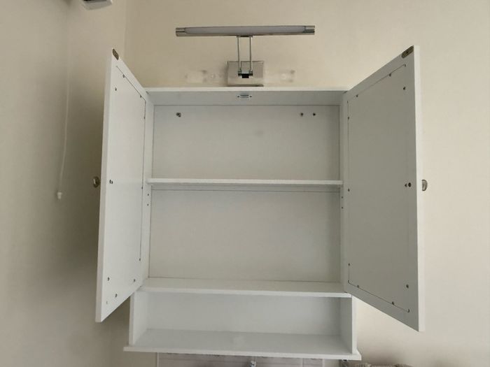 Mirrored bathroom cabinet