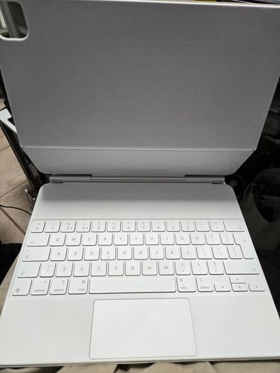 iPad Magic Keyboard (iPad not included) (2021) - QWERTY - English (US) - iPad Pro 12.9" 3rd gen / iPad Pro 12.9" 4th gen / iPad Pro 12.9" 5th gen