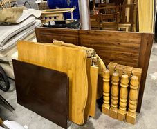 Dining tables - many available- see pics - 10e to 80e
