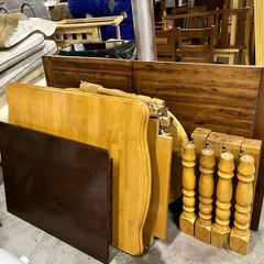 Dining tables - many available- see pics - 10e to 80e