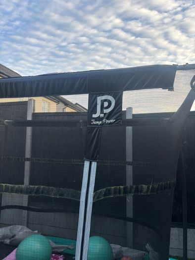 Trampoline