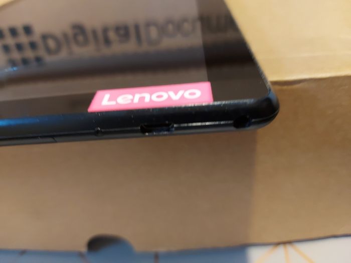 Lenovo 10.1 tablet, Model TB-X505F working perfect. The screen is cracked but doesn't affect touchscreen