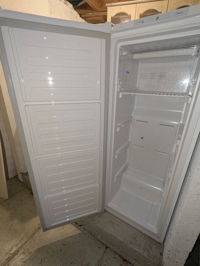Beko 168L Tall Free Standing Freezer