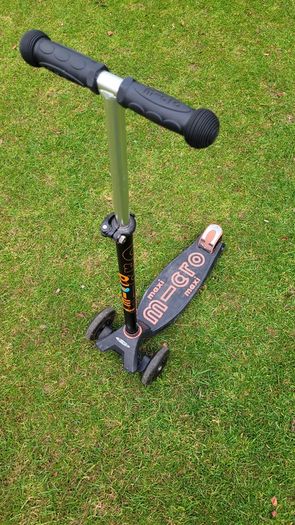Micro Maxi scooter - 2 scooters