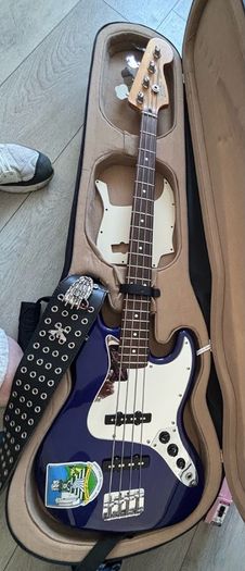 Fender MIM jazz bass