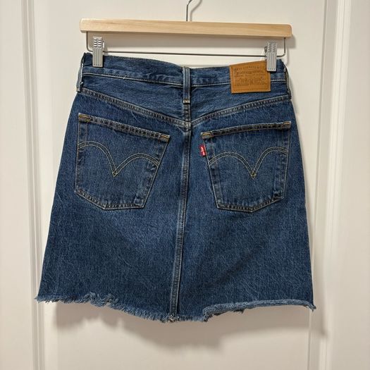 Levi's Mini Skirt W26 | LIKE NEW