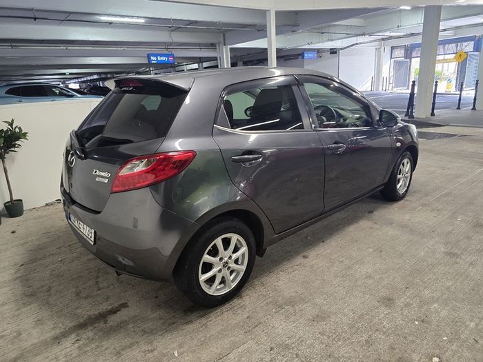 2013 Mazda Demio