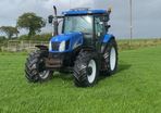 New Holland TS115A