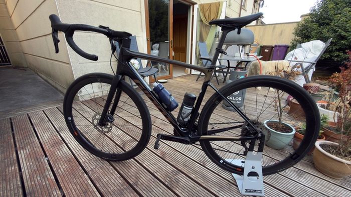 Giant Defy Advanced Pro 2 28" 2023 Racing Bike