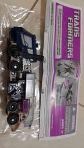 Transformer / toy