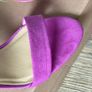 pink sandals Image 2