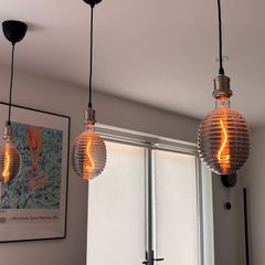 Bulbs (E27) x3
