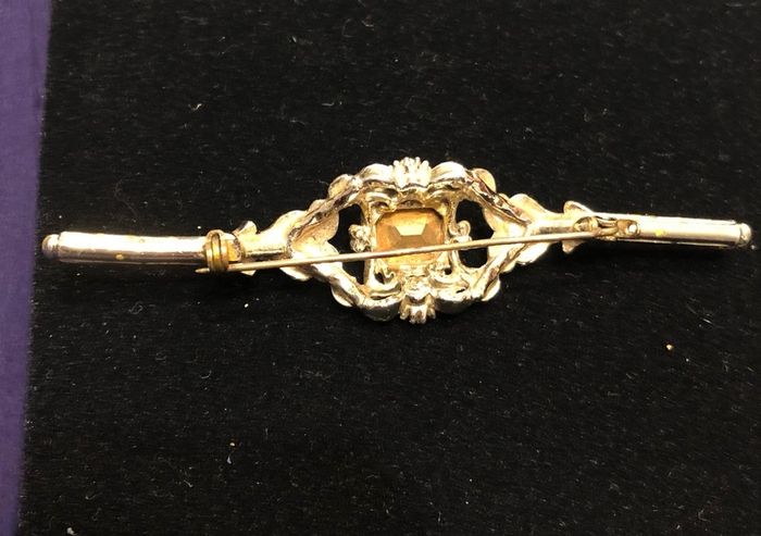 brooch