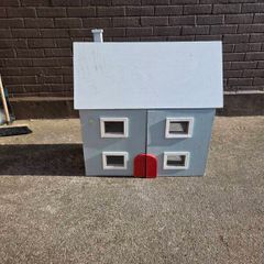Doll house - home made