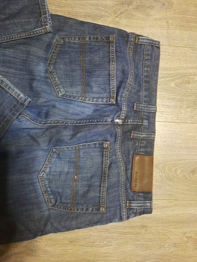 men's tommy hilfiger jeans