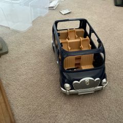 Sylvanian families bluebell seven seater