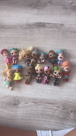 LoL bundle dolls, car, kitchen and accessories