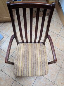 Beautiful old dining chair (/kitchen chair)