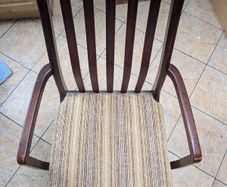 Beautiful old dining chair (/kitchen chair)