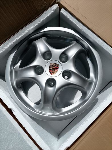 Porsche Bits & Bobs