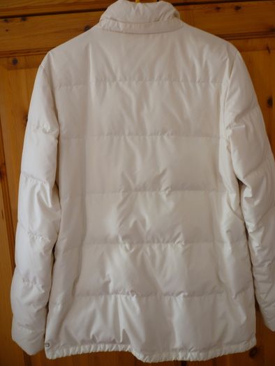 Jacket Puma Duck Feather Down Quilted Jacket. Cream. Hood detachable. Very good Condition.  Perfect Med,  Large Coat