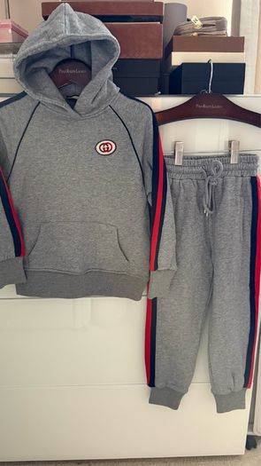 Gucci boys tracksuit 4/5yrs