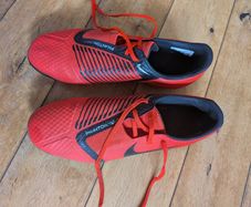 Nike Phantom football boots size 7