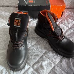 No Risk Franklin S3 Safety Boots Size 44