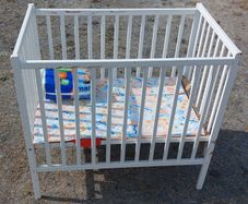 Baby Crib/Cot