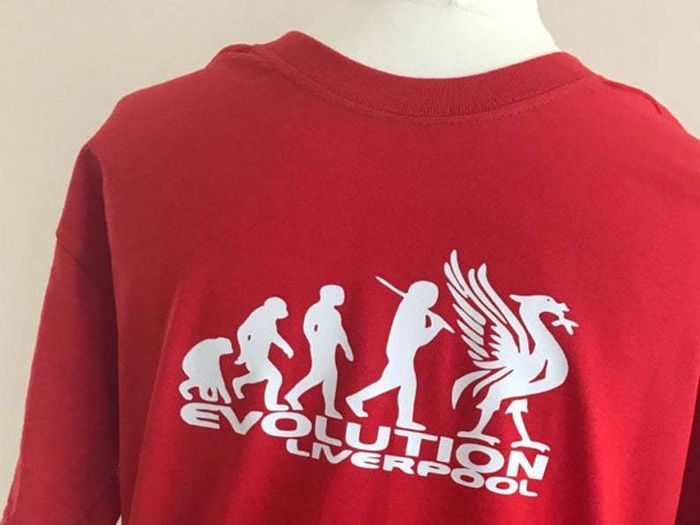 Liverpool FC Evolution T-shirt