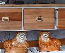 mantle lions