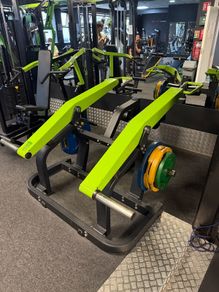 Plate loaded triceps machine