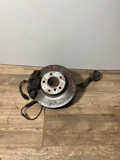 Bmw E92 O/s Front Right Driver Side Leg Complete With Wheel Knuckle Hub