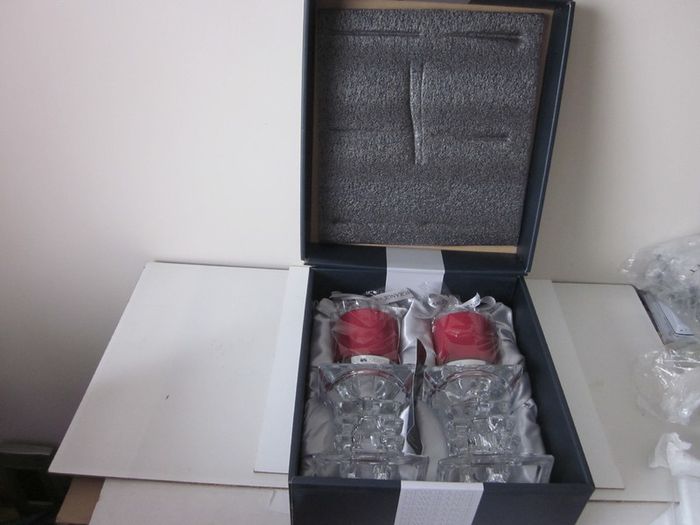 Newgrange Living Zorro Pillar Candleholders (11cm) +Red Candles New