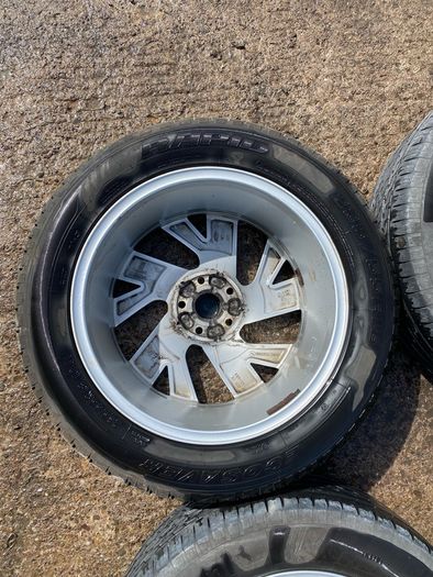 2022 Volkswagen Tiguan Alloys Wheels Breaking For Parts