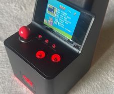 Mini retro arcade machine