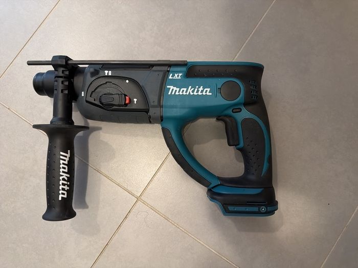 Makita SDS Hammer Drill
