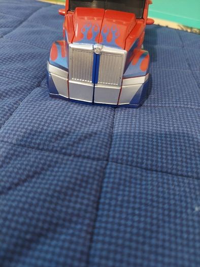 Transformer optimus prime