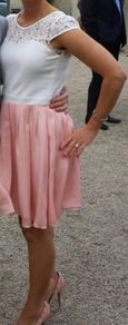 Ladies peach and white dress