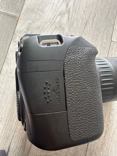 Canon camera EOS 70D for parts