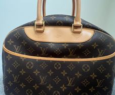 Louis Vuitton Deauville MM Vintage handbag